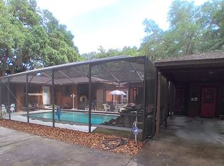 2007 Pleasant Acre Dr, Plant City, FL 33566