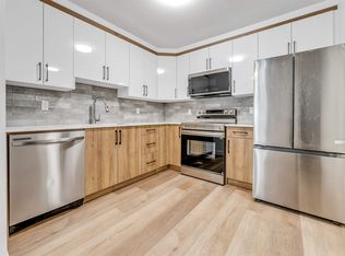 9760 176th St NW #107, Edmonton, AB