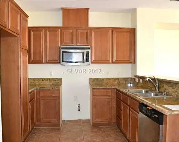 8350 S Pioneer Way — Photo 9
