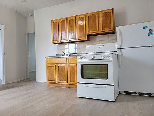 1st image of 178 Bay 23 St #19A
