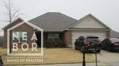 1st image of 540 Spur Ln