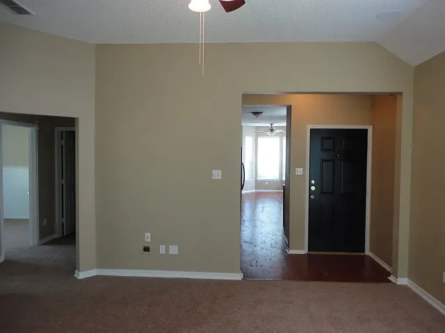 4870 Lodgepole Ln — Photo 7
