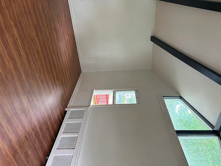116 Henry St — Photo 5