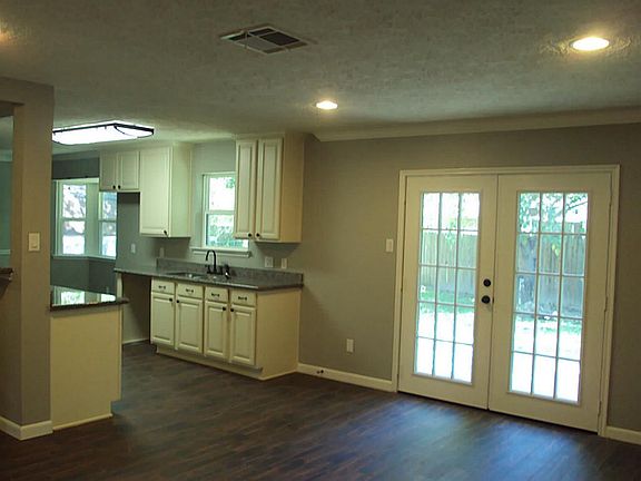 3rd image of 3307 Ashwyne Ct
