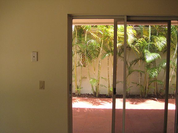 3rd image of 1254 Willow Dr