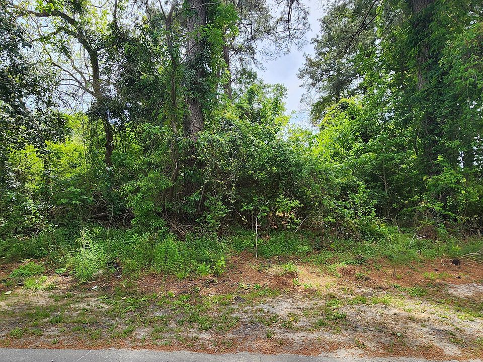 2nd image of 15-20 W Near 108 Jackson Street