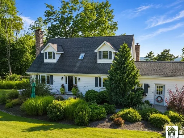 6179 Breeze Ln, Dewittville, NY 14728