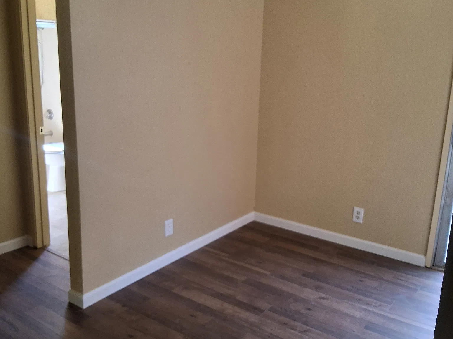 3 bed, $1,695 — Photo 3