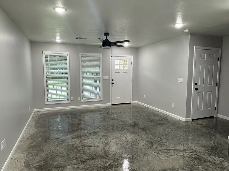 2408 Rector Rd — Photo 3