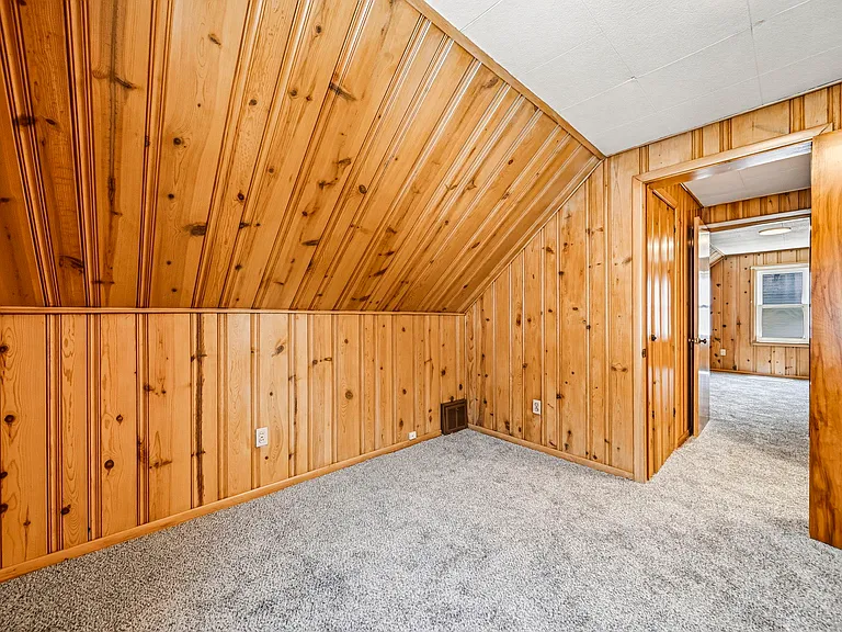 1307 Summit Dr — Photo 18