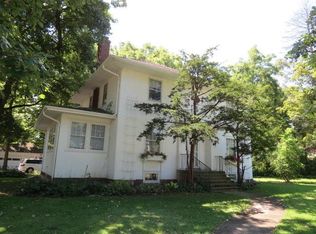 594 W Lincoln Hwy, Dekalb, IL 60115