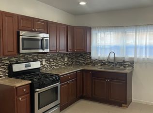 3035 Tulip St, Philadelphia, PA