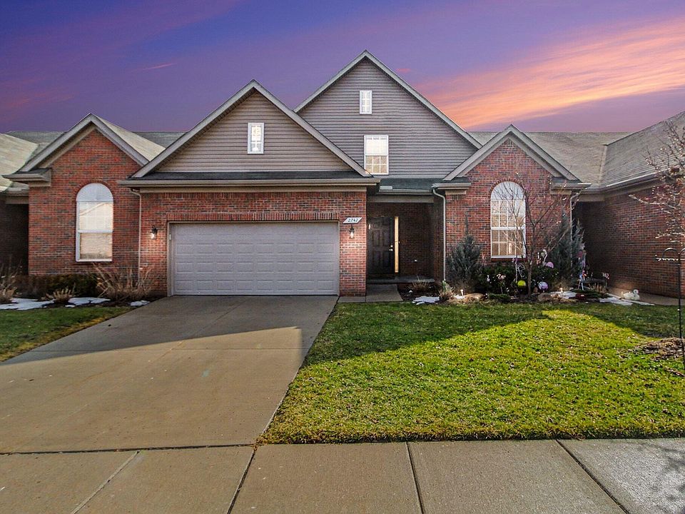 1st image of 2742 Brooklyn Dr