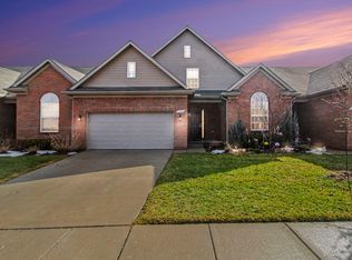 2742 Brooklyn Dr, Ypsilanti, MI 48198