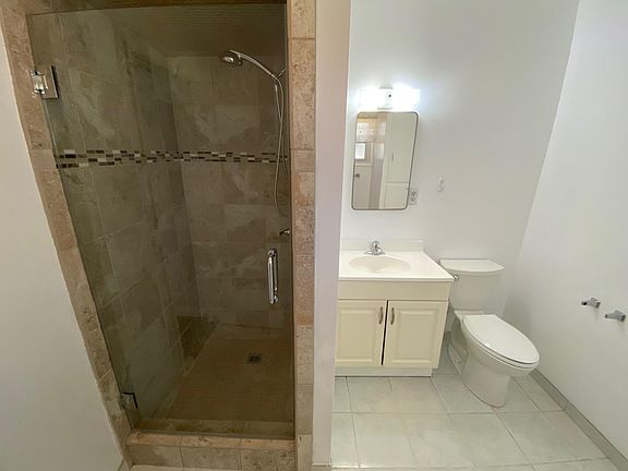 4th image of 11511 Fidel Ave #A