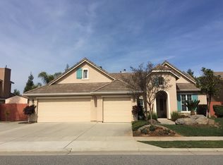 2877 Browning Ave, Clovis, CA 93611