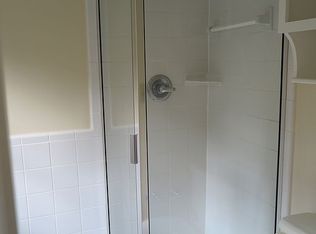 1132 Old Roswell Rd, Roswell, GA 30076