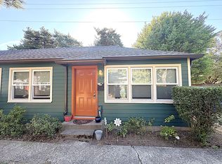 65: Overlook Courtyard Apartments, Portland, OR 97217