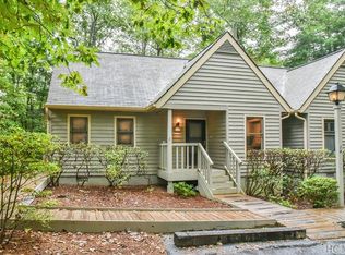 14 Kiwi Ln #19, Sapphire, NC 28774
