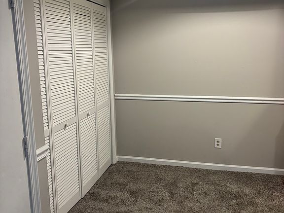 4th image of 90 Wells Ct