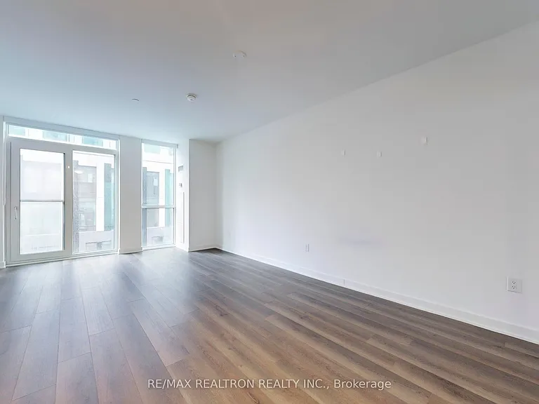 100 Dalhousie St #414 — Photo 16