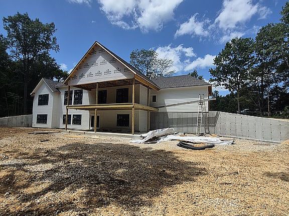 5th image of 139 Big River Dr