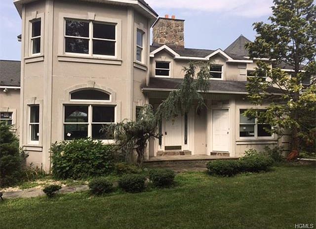 1st image of 29 Stonewall Ln