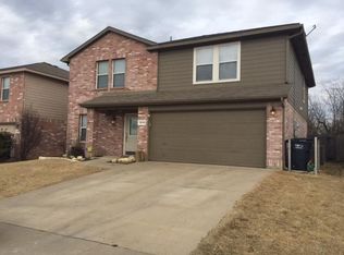 13836 Canyon Ranch Rd, Roanoke, TX 76262