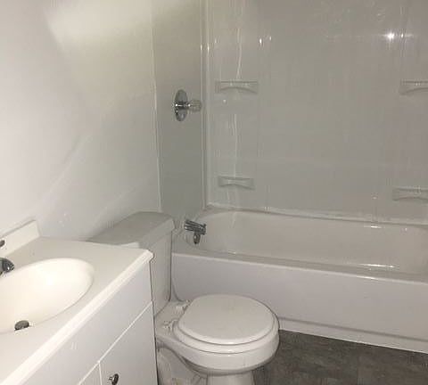 Lower unit bathroom