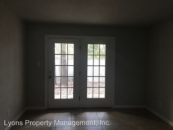 4th image of 1616 E Moore St APT 15
