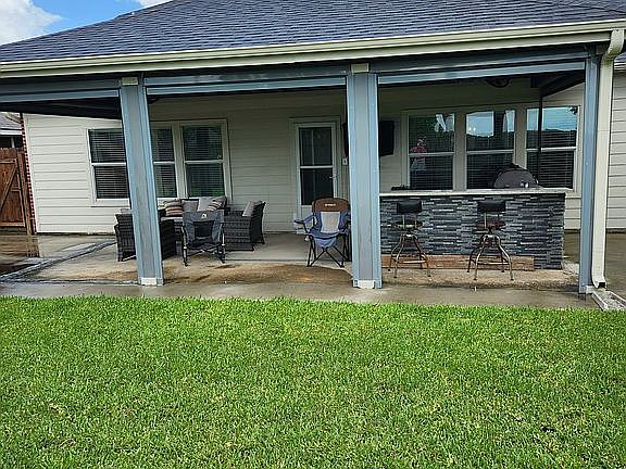 2nd image of 2142 Stoney Brook Dr