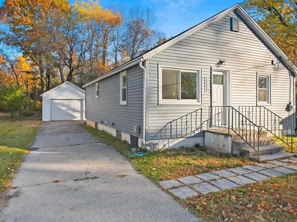 3452 Highland Ave, Marinette, WI 54143