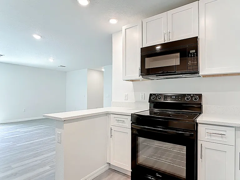 3067 Quarter St — Photo 12