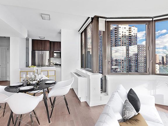 5th image of 377 E 33rd St APT 04K