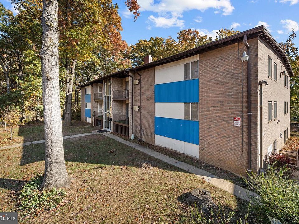 1st image of 2310 Ewing Ave APT 204