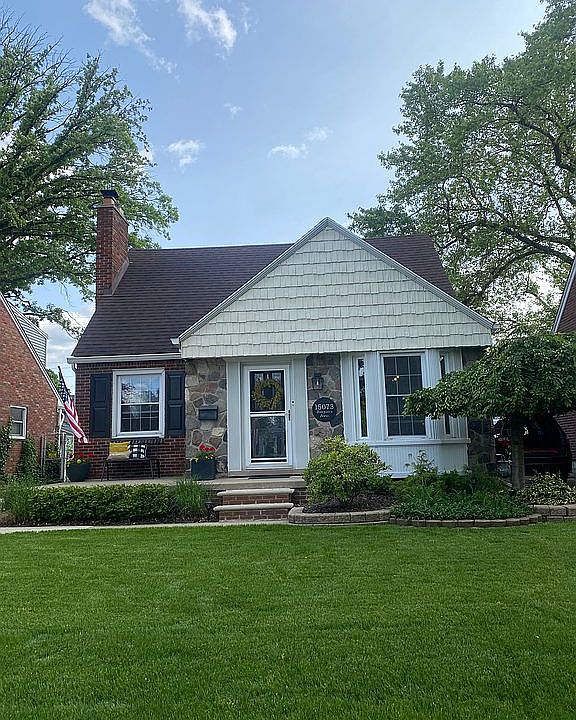1st image of 15073 Regina Ave
