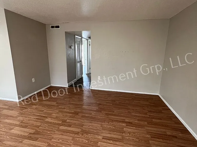 Move In Special 1 & 2 Bedrooms Available Minutes from the River — Photo 34