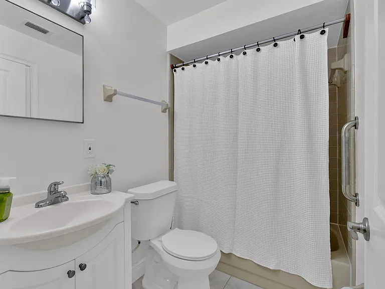 1434 Ravida Cir — Photo 11