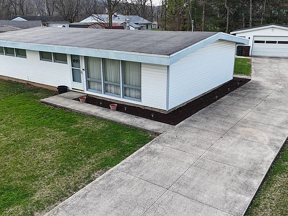 2nd image of 55 N Fork Dr