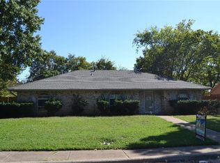1028 Peach Ln, Desoto, TX 75115