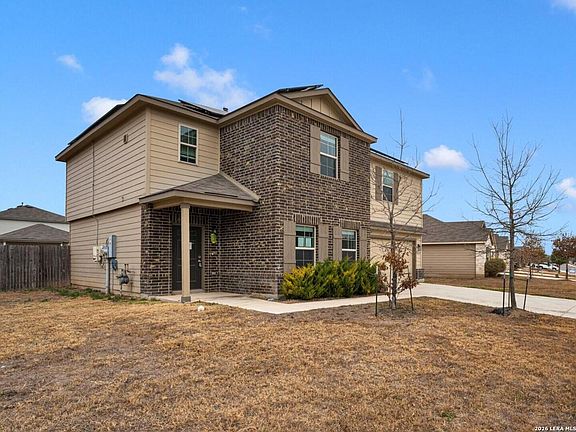 2nd image of 13430 Sendero Roble