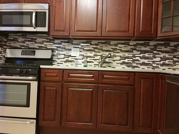 3rd image of 2116 E 65th Street # 1 High Floor