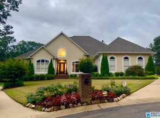 1301 Stratford Ct, Morris, AL 35116