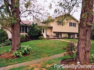 13295 Hoovers Mill Rd N, Waynesboro, PA 17268