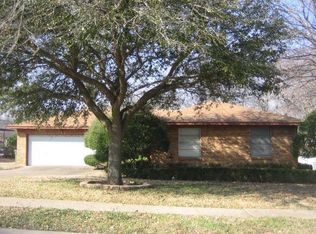 709 Parkmont Dr, Garland, TX