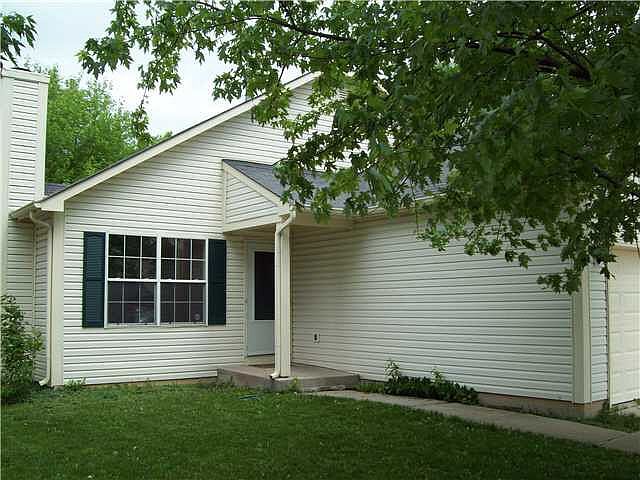 2nd image of 8414 Country Club Blvd