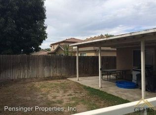 8200 Hawkeye Dr, Bakersfield, CA 93313