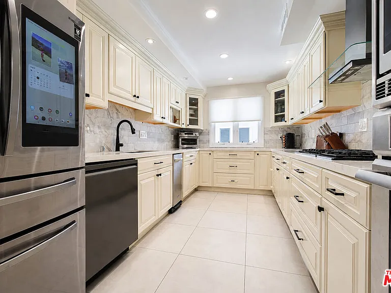 4733 S La Villa Marina #C — Photo 12