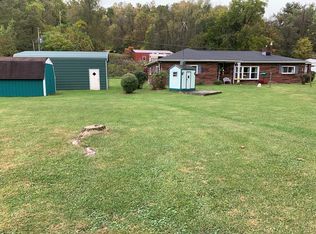 1943 Short Creek Rd, Wheeling, WV 26003