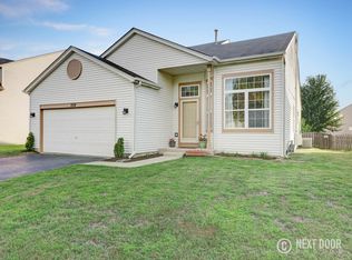 254 E Daisy Cir, Romeoville, IL 60446